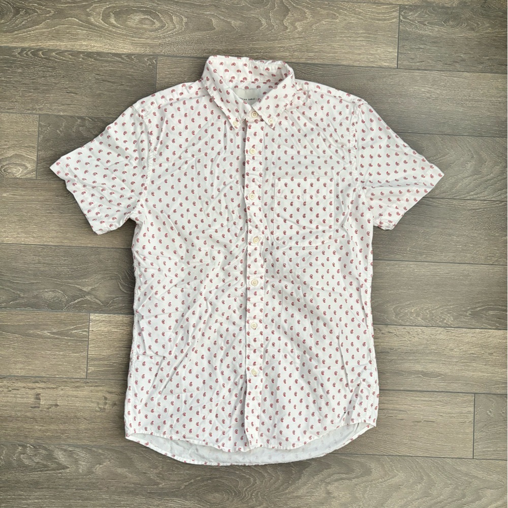 A&E White/Red "Spotted" Button Down